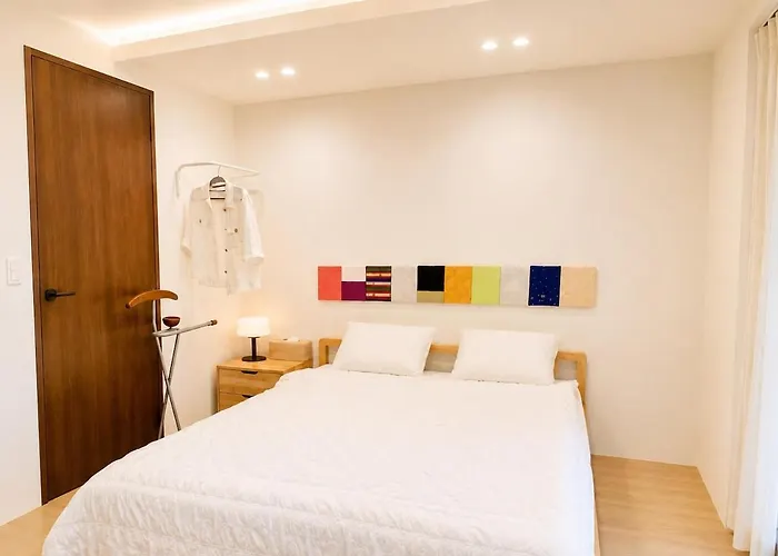 Гостевой дом Warongs - Private Hanok Next To Changdeokgung Palace